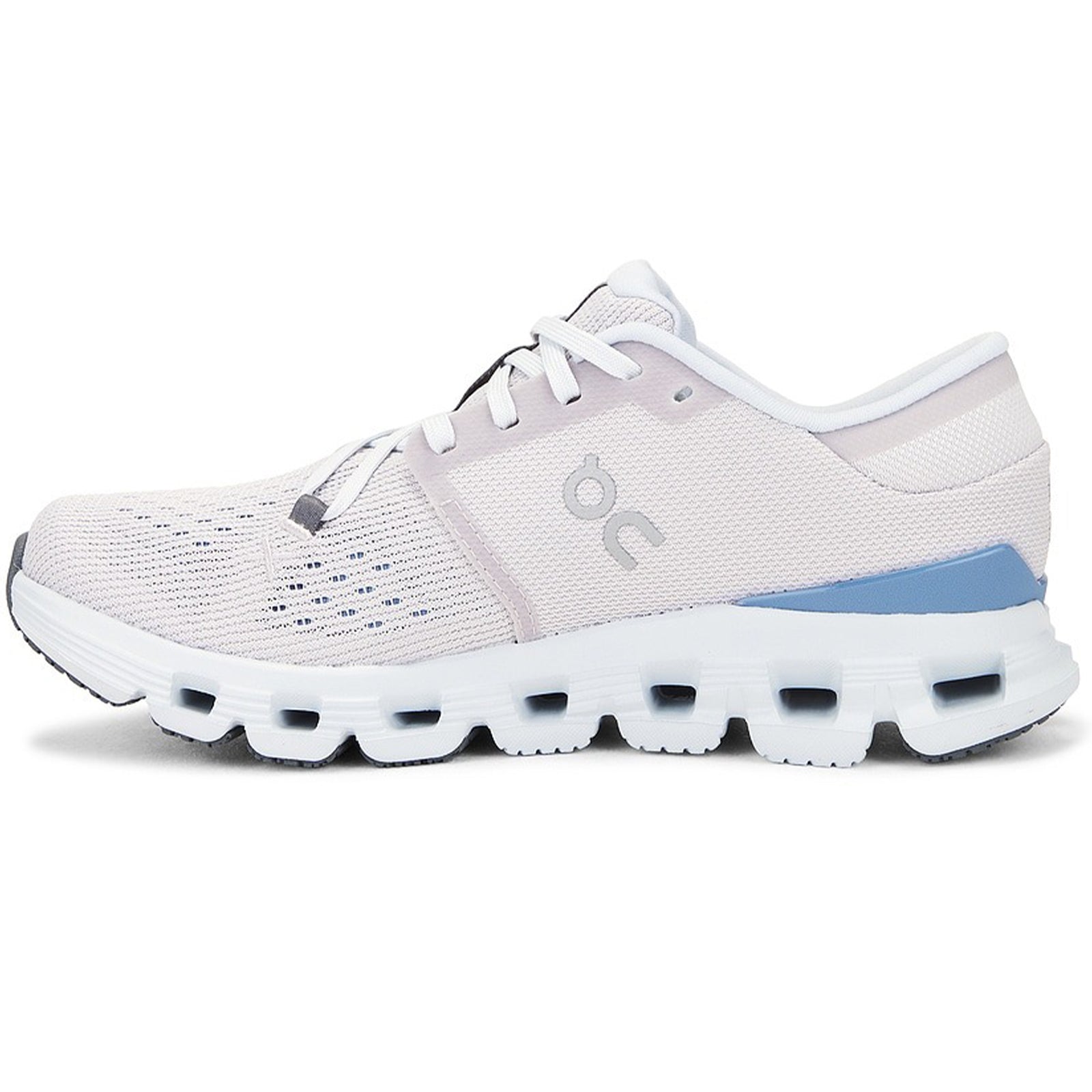 On Cloud X 4 Polyester Womens Trainers#color_silver chambray