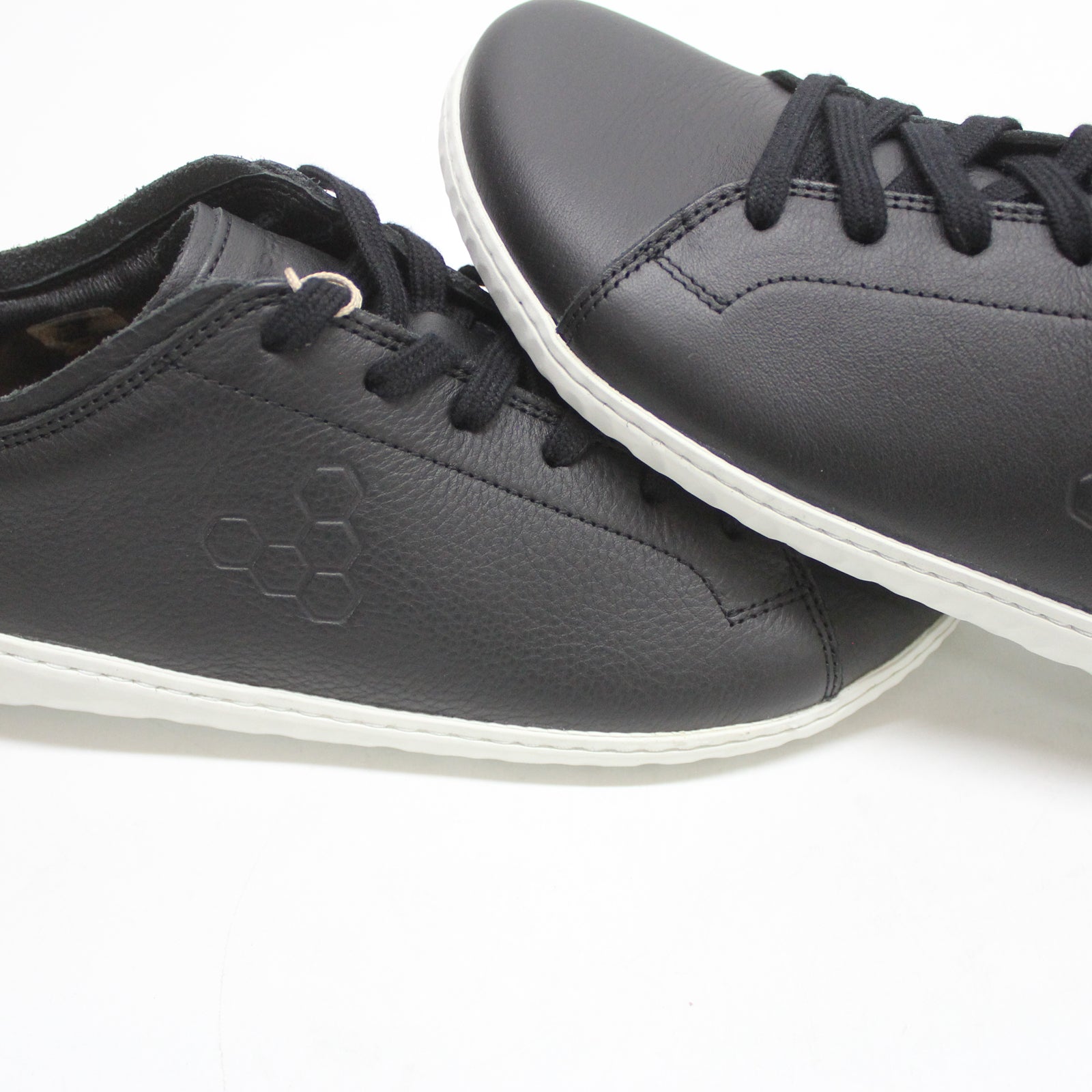 Vivobarefoot Geo Court III 201056-01 Leather Womens Trainers - Obsidian - 39#color_obsidian