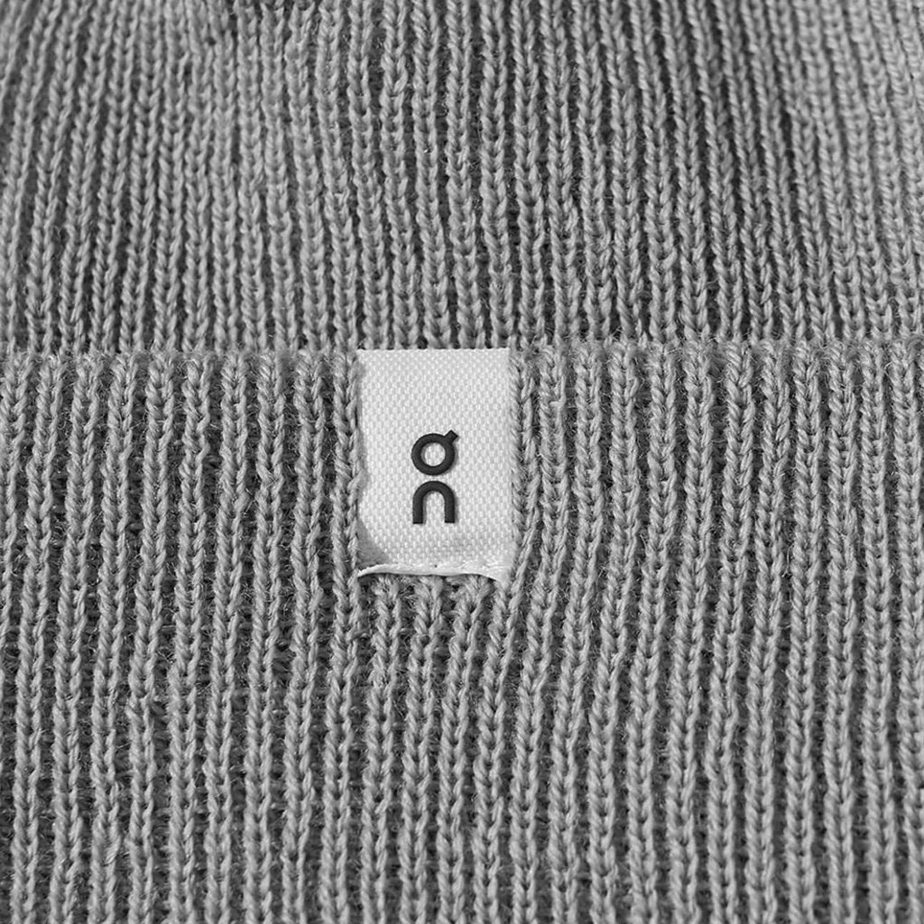 On Running Merino Beanie Wool Unisex Hats #color_Lunar